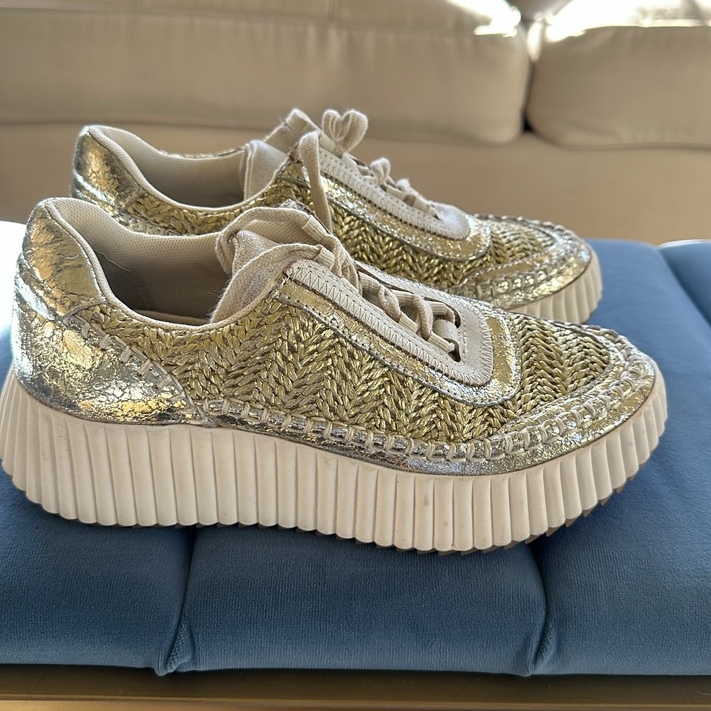 Dolce Vita Metallic Sneakers Size 6